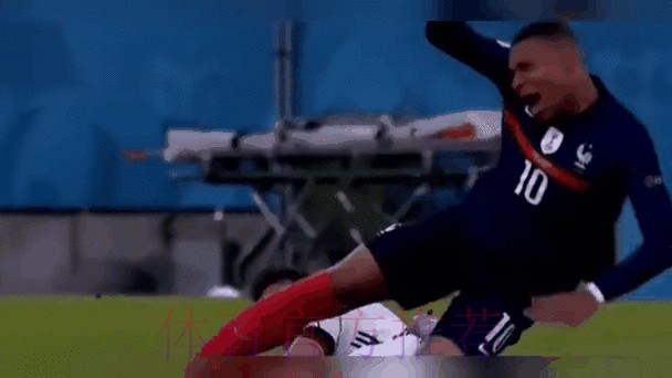 最新世界杯直播动态：实时精彩呈现